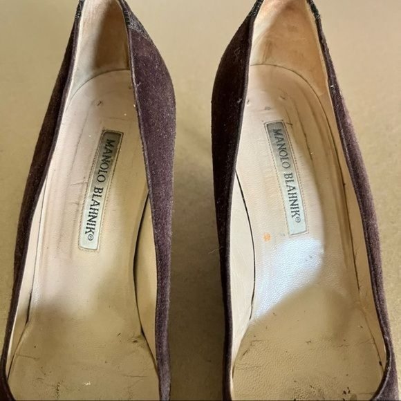 Manolo Blahnik Suede Croc Pointy Toe Wood Stacked Heels - Picture 6 of 7